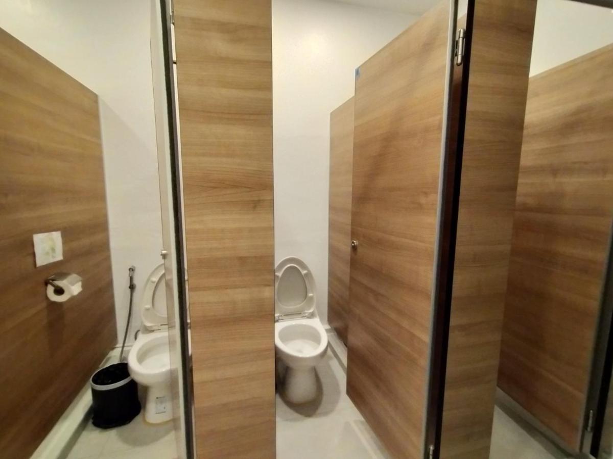Breeze Hostel Jomtien Beach Extérieur photo