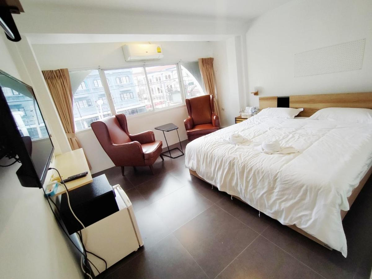 Breeze Hostel Jomtien Beach Extérieur photo