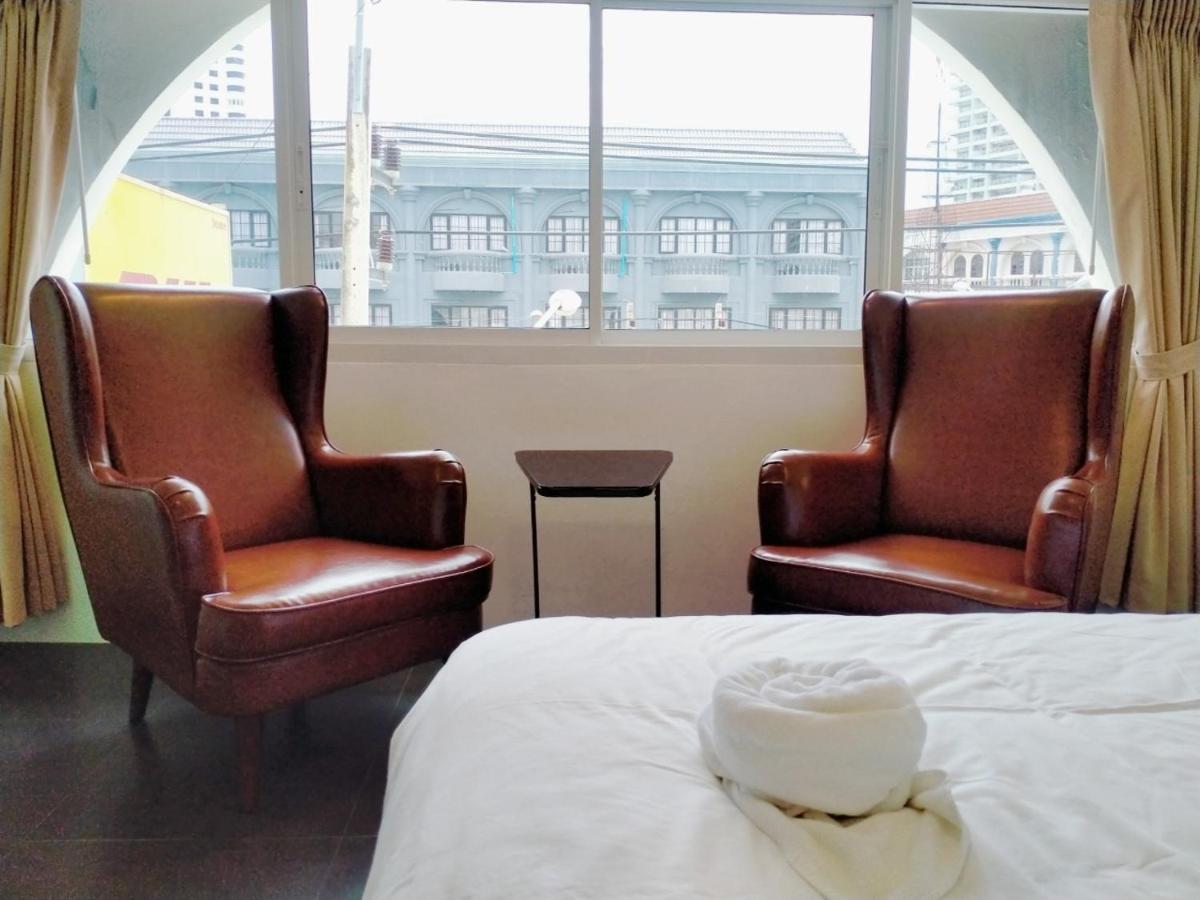 Breeze Hostel Jomtien Beach Extérieur photo