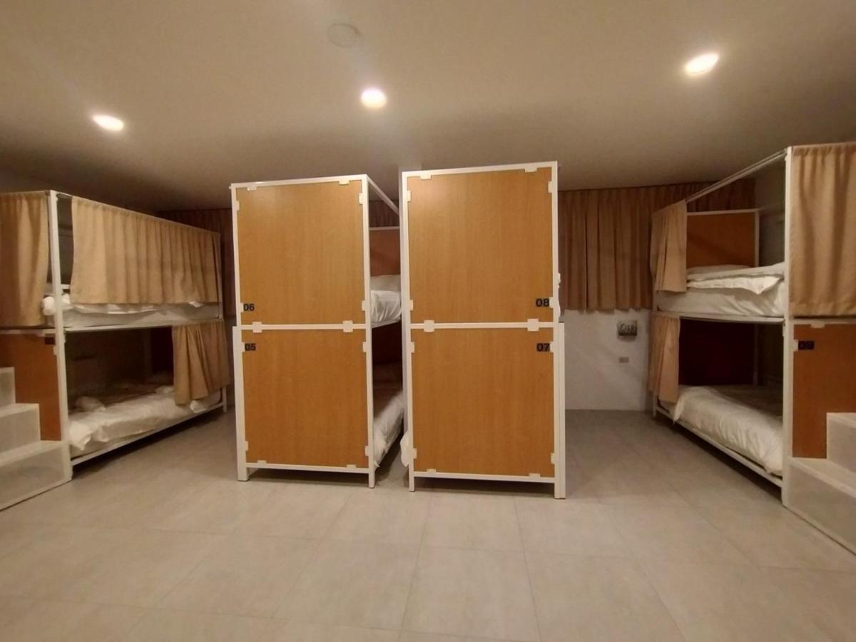 Breeze Hostel Jomtien Beach Extérieur photo