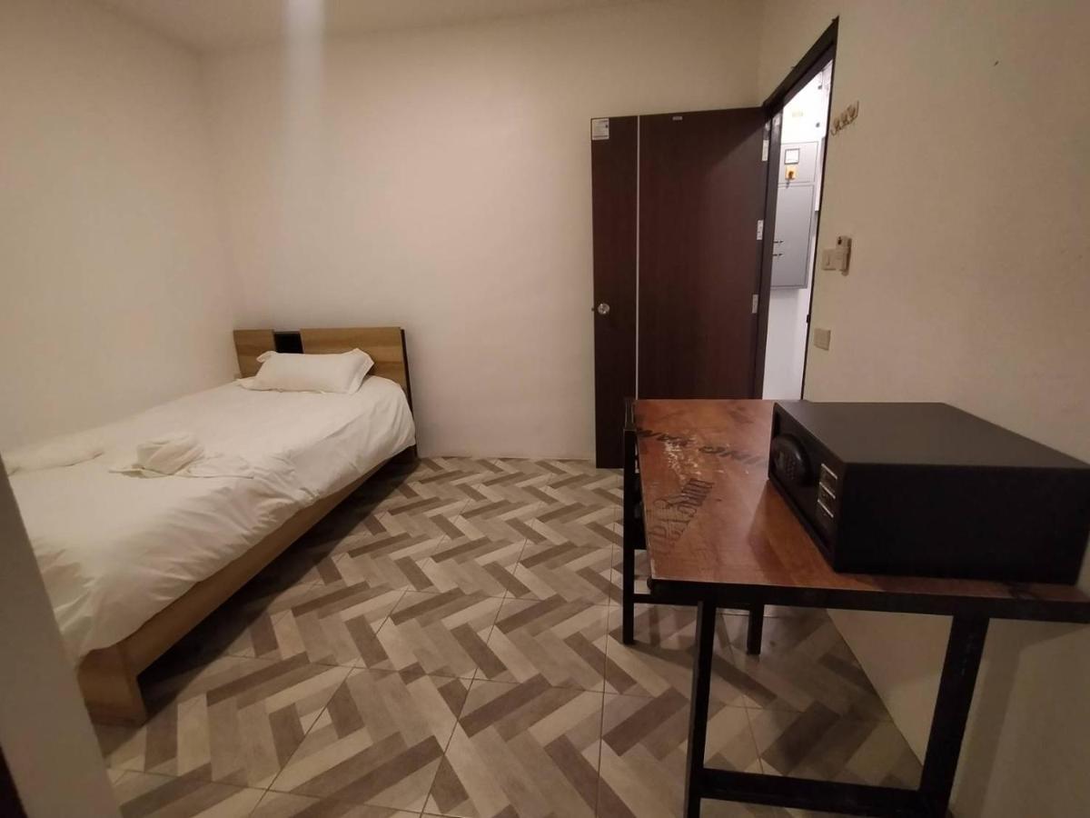 Breeze Hostel Jomtien Beach Extérieur photo